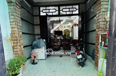Bán Nhà Phường Tân Chánh Hiệp Quận12 , Nhà 4 Tầng: DT:( 4m x 17m ), Sổ Công Nhận 67m2