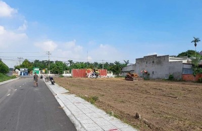 BÁN 4 500M2 GIÁ 150 TRIỆU GỌI O93.888.9O35 ĐẤT GẦN KCN SHR BAO MỌI PHÍ SANG TÊN
