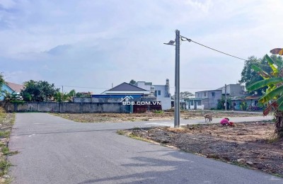 BÁN 2 LÔ 10X40=400M2 SỔ RIÊNG THỔ CƯ ĐƯỜNG 12M, DÂN Ở ĐÔNG, SÁT CHỢ GIÁ 290TR