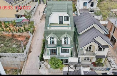 CẦN BÁN BIỆT THỰ MỚI FULL NỘI THẤT 3 MẶT TIỀN ĐƯỜNG HẺM NGÔ GIA TỰ- P12- ĐÀ LẠT