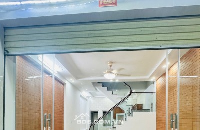 Bán nhà 41,5m2 3 tầng Hạ Lũng, Hải An gần trường mầm non, cấp 1,2, chợ Hạ Lũng, khu dân cư văn minh-- an ninh tốt, Giá hơn 2,8 tỷ