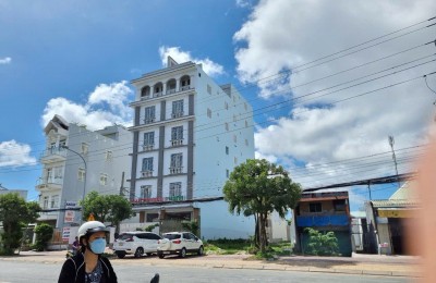 Bán nhà cấp 4 đường Hà Hoàng Hổ nối dài , gần đèn xanh đỏ Nguyễn Hoàng , ngang 4 x dài 27 m , dt 108,9 m2 , giá 10 tỷ 900