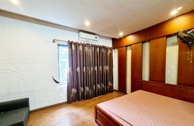 NHÀ ĐẸP PHÂN LÔ - Ô TÔ TRÁNH - KINH DOANH ĐỈNH - CĂN NHÀ PHỐ NGUYÊN HỒNG