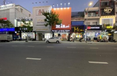 Sập hầm- Nhà Kiệt Lê Duẩn, Gần BigC, 72m2, 2,5 tầng full nội thất, giá rẻ