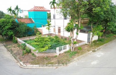 Bán lô góc 142m2 mặt tiền 10x14m tái định cư Vai Réo - Hoà Lạc giá đầu tư