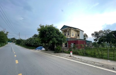 Bán lô đất 2337m2 măt tiền 22m mặt đường nhựa Xuân Sơn- Sơn Tây giá chỉ 4tr/1m2