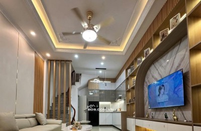 Bán nhà riêng phố Bát khối Long biên – Sổ đỏ chính chủ, vị trí đắc địa!