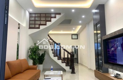 Bán nhà riêng 48m2, 9,5 tỷ, 5PN, 6WC tại Đường Cổ Nhuế, Cổ Nhuế 2, Bắc Từ Liêm, Hà Nội giá cực chất uy tín