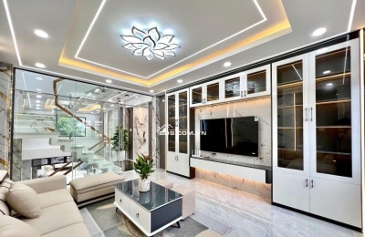 MẶT TIỀN KINH DOANH NHÁNH NGUYỄN ẢNH THỦ - NHÀ MỚI 100% - 55/62M2 - 5 TẦNG - TẶNG FULL NỘI THẤT XỊN SÒ