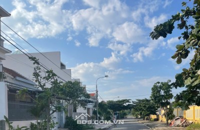 Cần bán lô gần bãi tắm Hà My Điện Dương giá đầu tư
