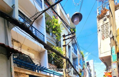 Lê Văn Sỹ, oto nằm nhà - 51m2 - 7,45Tỷ TL.