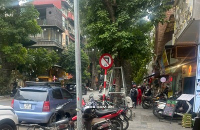 Nhà Phố Nguyễn Hữu Huân 38m 2 ngủ thoáng đẹp 2.6 tỷ.