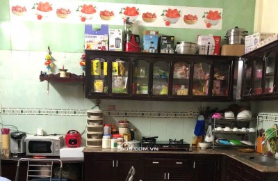 Cần bán nhà BÌnh tân giá 3tỉ 8  thương luọng dt 60m2