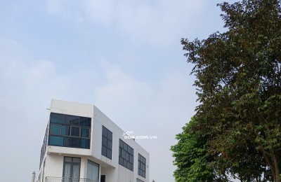 Nhà phân lô ôtô tránh - góc 3 mặt tiền thoáng - kinh doanh - Trung Tâm Đan Phượng - khu ẩm thực