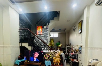 BÁN NHÀ ĐẸP 1/ - TRẦN ĐẠI NGHĨA - 42M2 (4X10.5M) - 3 TẦNG - 3PN - HẺM 3M - 4 TỶ.
