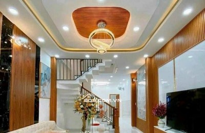 BÁN GẤP NHÀ LẦU NGAY THỦ DẦU MỘT