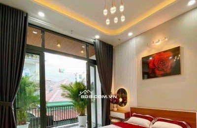 BÁN GẤP NHÀ LẦU NGAY THỦ DẦU 1