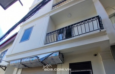 Bán nhà 5 tầng Trạm Trôi, Hoài Đức S 46m2. Giá: 5,15 tỷ