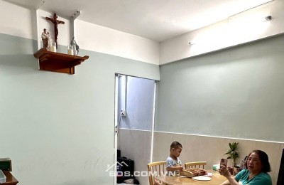 CHỦ BÁN CĂN HỘ HÒA BÌNH, THANG MÁY, QUẬN 10 - GIÁ CHỈ 2.8 TỶ