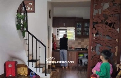 BÁN NHÀ ĐÌNH THÔN 41M²- 6.6 TỶ, NHÀ DÂN XÂY , BỀN , ĐẸP , GIÁ TỐT