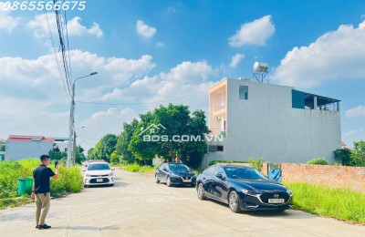 Bán lô 111m trục chính Lưu QUang Vũ - khu Hạ Bạn - Việt Trì.LH 0865566675