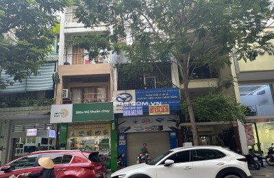 Cho thuê nhà nguyên căn 155 Nguyễn Thái Bình, Q1