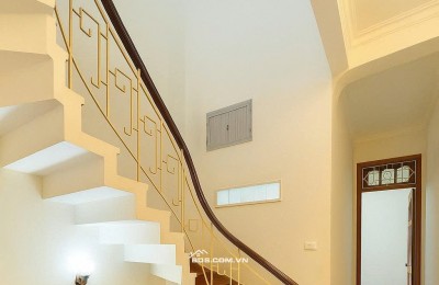 Bán nhà siêu hiếm Giảng Võ, 55m² x 4 tầng, 2 mặt ngõ, gần ô tô – Giá chỉ 13 tỷ