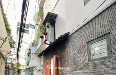 Nhà đẹp ngay Nhiêu Tứ, hẻm 3m cách 7 căn ra mặt tiền.