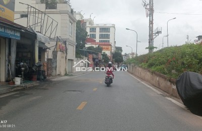  BÁN ĐẤT ĐẸP NGỌC THỤY – THẾ ĐẤT VƯỢNG KHÍ – 329M², MẶT TIỀN 16M – GIÁ 48 TỶ 500 TRIỆU 

 Vị trí: Ngọc Thụy, Long Biên – lô đất nằm trên một
