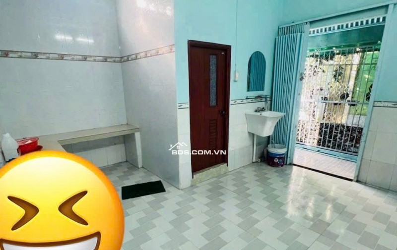 Bán nhanh đất và nhà đẹp, vị trí đẹp tại phường Mỹ Phước, TP Long Xuyên, An Giang