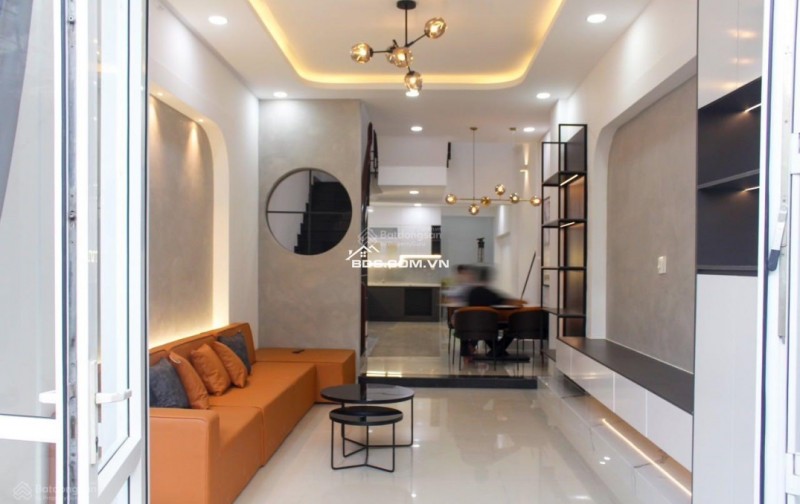 BÁN NHÀ MẶT TIỀN ĐƯỜNG SỐ 28, PHƯỜNG 6, QUẬN GÒ VẤP
