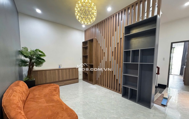BÁN NHÀ 3 TẦNG MẶT TIỀN NGUYỄN ĐỨC AN – GẦN BIỂN, KHU DÂN TRÍ CAO – CHỈ VIỆC VÀO Ở!
