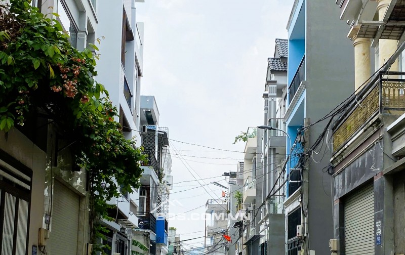 Nhà 2 tầng, ngang 6.7m, 4PN, Ô tô 7C ngủ sân, Trường Lưu, Long Trường, Q9 - Chỉ 6.29 tỷ