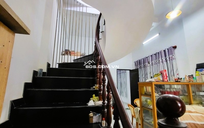 Nhà 2 tầng, ngang 6.7m, 4PN, Ô tô 7C ngủ sân, Trường Lưu, Long Trường, Q9 - Chỉ 6.29 tỷ
