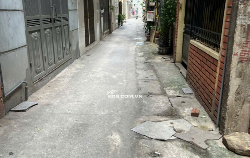 Nhỉnh 6 Tỷ - Khương Trung, Thanh Xuân - Gần Phố - Full Nội Thất- 35m, 5 Tầng.