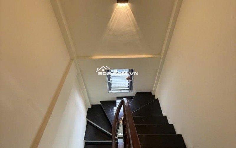 Nhỉnh 9 Tỷ - Lô Góc - Ở Ngay - 46m, 5Tầng - Phương Liệt - Ngã Tư Vọng, Quận Thanh Xuân.