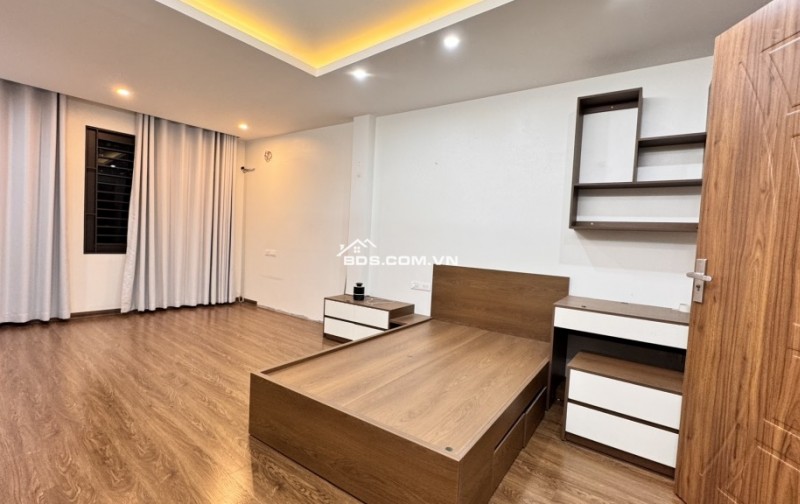  NHÀ MỚI ĐẸP – 7 TẦNG THANG MÁY – Ô TÔ ĐỖ CỬA – GẦN MẶT ĐƯỜNG Ô TÔ TRÁNH 