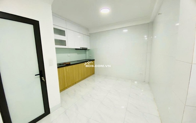 Nhỉnh 6 Tỷ - Khương Trung, Thanh Xuân - Gần Phố - Full Nội Thất- 35m, 5 Tầng.