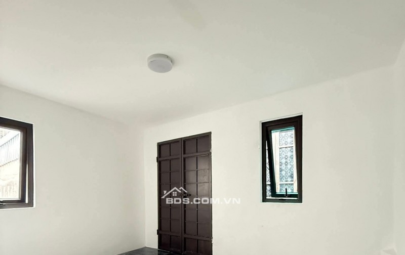 Nhà Đẹp Phố Lương Sử C, Đống Đa 40m, 4 tầng, mt 3.7m, giá 9.65 tỷ