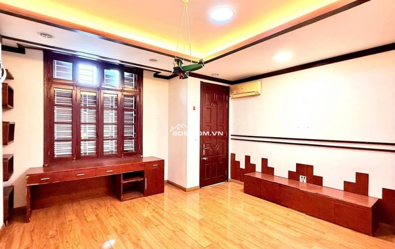 Nhà Đẹp Phân Lô, Ô TÔ, Tân Mai, Hoàng Mai 85/90m, 5 tầng, mt 5m, giá 24.3 tỷ