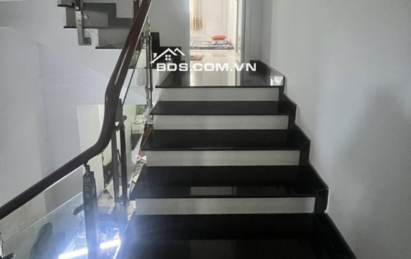 BÁN NHÀ ĐẸP KIẾN TRÚC VIEW RỪNG CÔNG VIÊN 66/ XVNT, P.21, BÌNH THẠNH. Giá 5.8 tỷ, 5PN