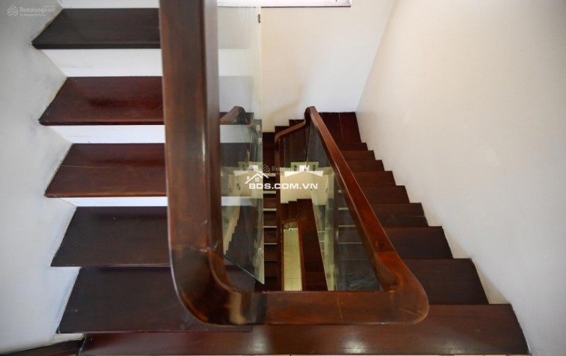 Bán nhà hẻm ô tô, F.17, Lê Đức Thọ, Gò Vấp có  Gara ô tô 4PN nội thất cao cấp