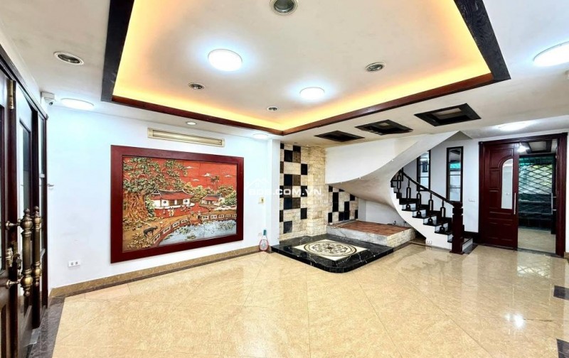 Nhà Đẹp Phân Lô, Ô TÔ, Tân Mai, Hoàng Mai 85/90m, 5 tầng, mt 5m, giá 24.3 tỷ