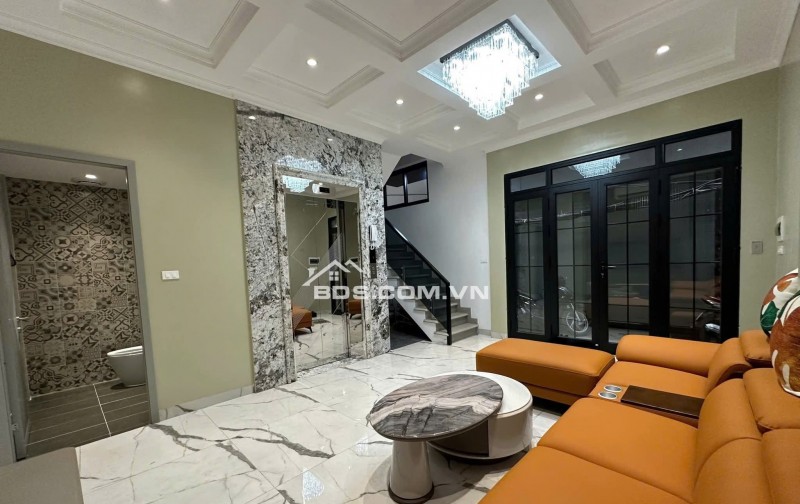 Nhà Đẹp Kinh Doanh, Thang Máy, Chợ Khâm Thiên 34m, 7 tầng, mt 6m, giá 12 tỷ.