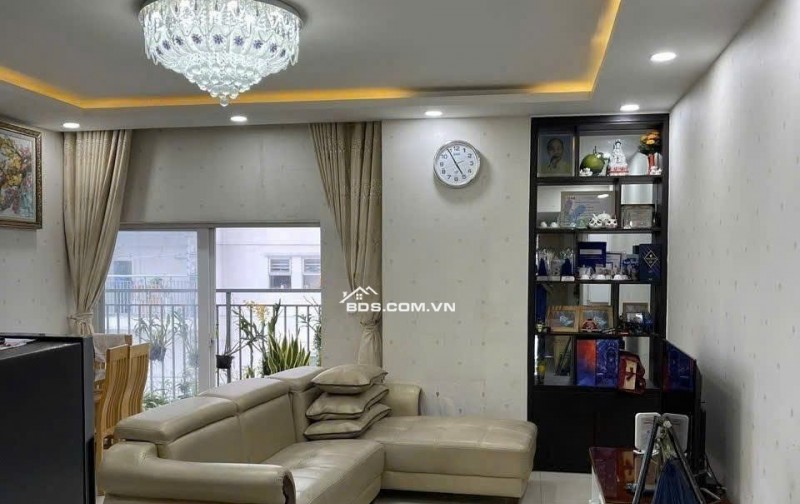 Bàu Cát II, Hồng Lạc, Tân Bình: 93m2,3p ngủ,2wc, 12tr/th