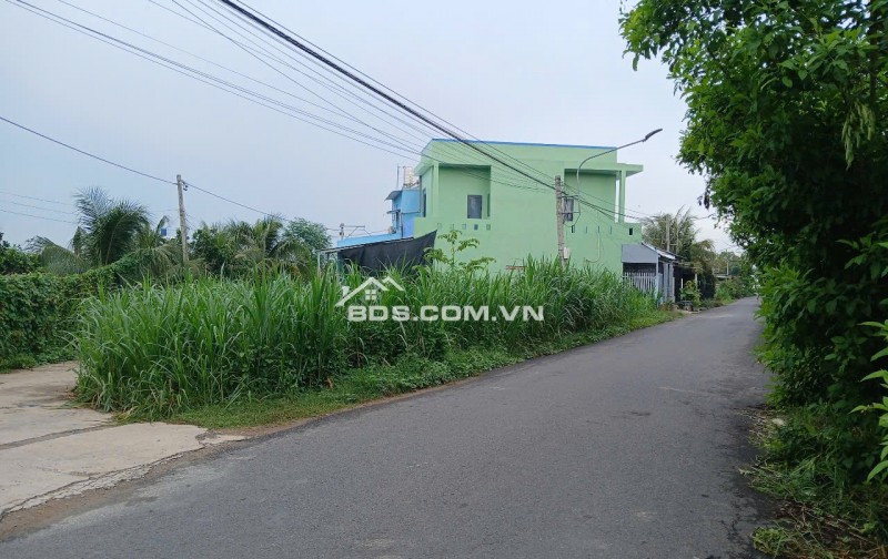 LÔ ĐẤT GÓC - VI TRÍ ĐẮC ĐỊA. Rộng 275m2 MẶT TIỀN 90E Mỹ Lương, Mỹ Phong.