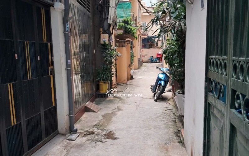 Nhỉnh 6 Tỷ - Hoàng Văn Thái, Thanh Xuân - Gần Phố - Full Nội Thất - 33m, 4 Tầng.