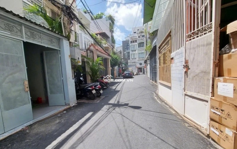  BÁN NHÀ TRUNG TÂM Q.3 - HẺM NHỰA XE TẢI ĐỖ CỬA - XE HƠI NGỦ TRONG NHÀ - GIÁ TỐT 7.4 TỶ! 