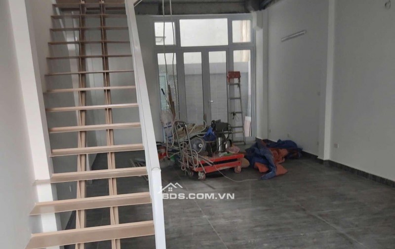GIÁ CỰC RẺ NHÀ LIỀN KỀ KĐT CẦU BƯƠU – THANH TRÌ 60m mặt tiền 4,5M