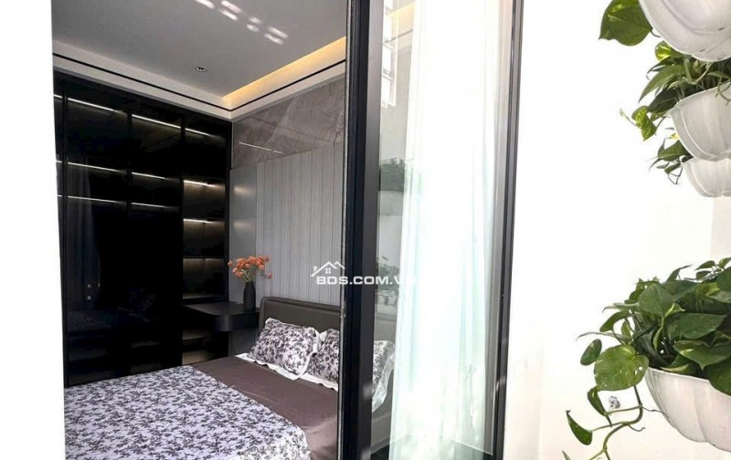 NHÀ ĐẸP 3 TẦNG NGAY TRUNG TÂM HÒA XUÂN, MẶT TIỀN ĐƯỜNG 7,5M